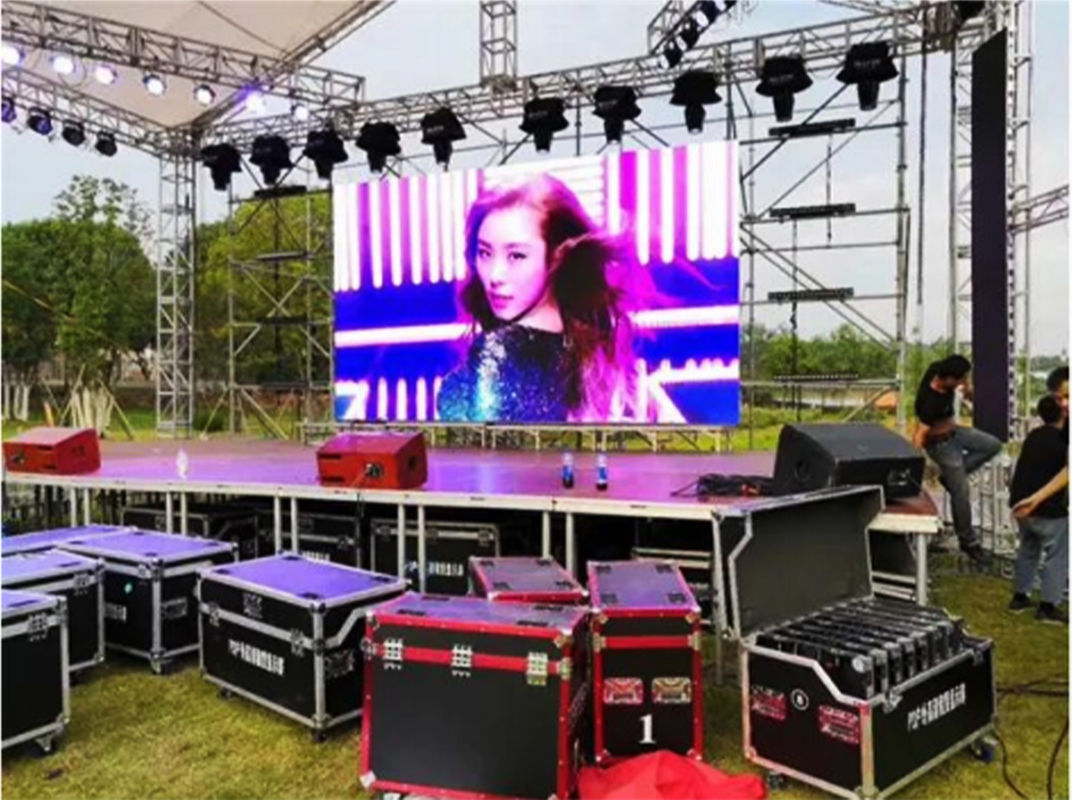 야외 다채로운 LED 벽 임대 80mm 두께 LED 스크린 이벤트